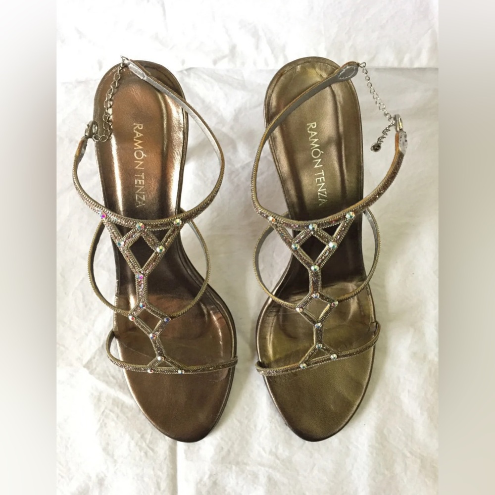 RAMON TENZA "Mariana" Silver Crystal Strappy Heels Sz 7.5 Stunning